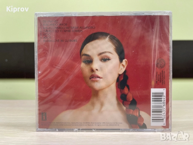 💿 Selena Gomez – Revelación (оригинален CD), снимка 2 - CD дискове - 52200343