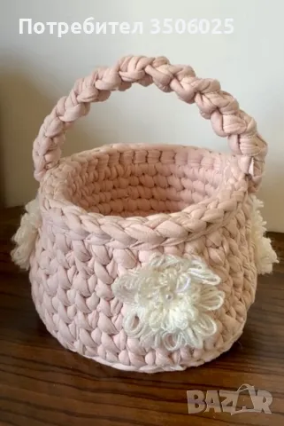 Продавам ръчно плетена кошница 