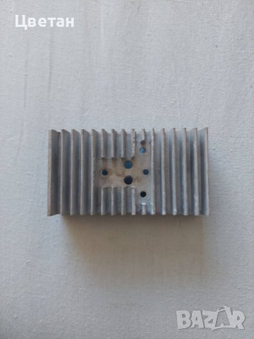 Алуминиев радиатор  за охлаждане на транзистор 2N3055, снимка 2 - Друга електроника - 36834465