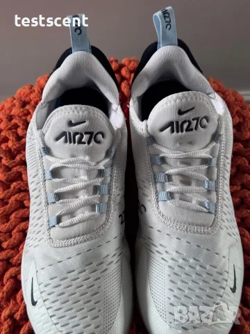 Оригинални Nike Air Max 270 – White / Chile Red / Midnight Navy – EU 43 / UK 8.5 – С кутия, снимка 3 - Маратонки - 56040000
