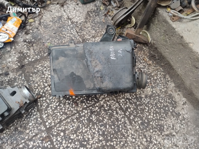 Кутия Въздушен Филтър За Ауди 80 Б4 2.0И 115кс. 1994г / Audi 80 B4 2.0I 115Hp 1994y