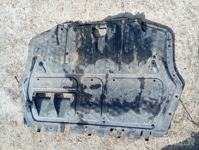 Кора под двигателя фолцваген Сеат Шкода ауди 1K0825239 E /G, снимка 2 - Части - 52398873