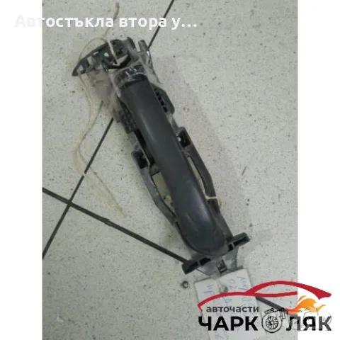 Дръжка врата предна лява външна Мерцедес Ц220 w203, снимка 1