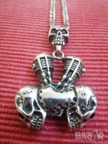 Рокерски медальон. 