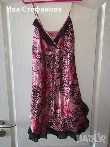 Сатенена нощница рокля розова с леопардов принт и рози , снимка 4 - Пижами - 36999016