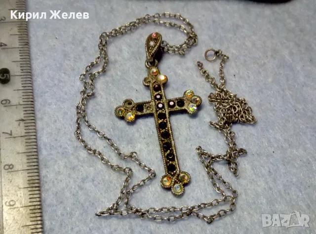 СТАР СРЕБЪРЕН КРЪСТ СРЕБРО 925 с ФАСЕТИРАНИ КРИСТАЛИ и СРЕБЪРНА ВЕРИЖКА с НУЖДА от ЗАКОПЧАЛКА 22266, снимка 3 - Антикварни и старинни предмети - 49913121