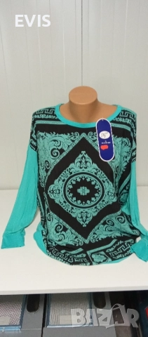 Продавам дамска блуза с дълъг ръкав 