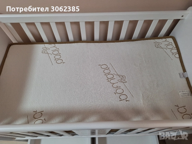 Продавам детска кошара, почти не е ползвана, с люлеещ се механизъм., снимка 4 - Кошарки - 51865288