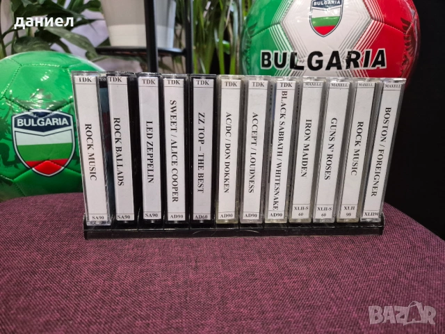 Хубави аудио касети TDK и MAXEL с готина рок музика + подарък