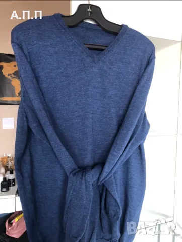 Кашмирен пуловер 