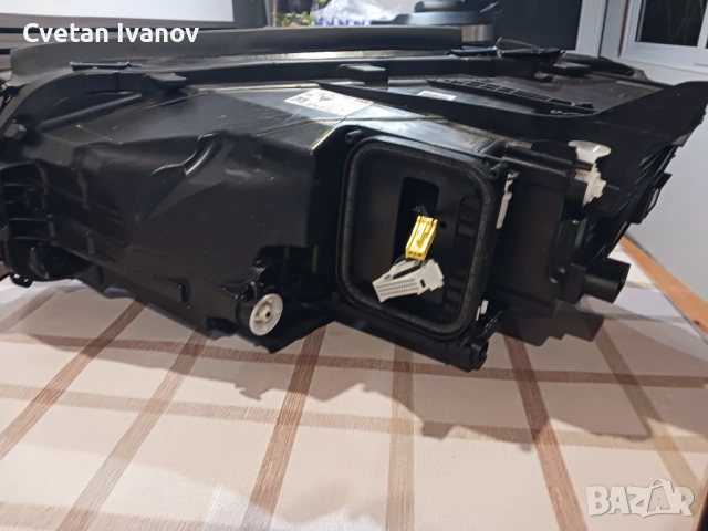Десен фар Мерцедес W167 GLE Facelift, снимка 6 - Части - 52681878