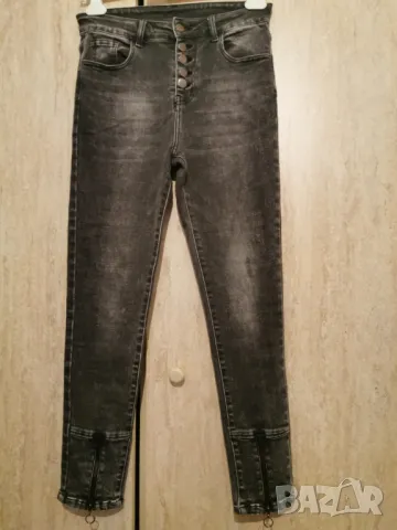 три чифта маркови  дамски дънки , снимка 7 - Дънки - 48175345