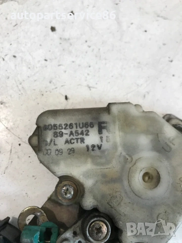 Заключващ механизъм за предна дясна врата за Nissan Almera Tino 2.2 (2004) 8055261U66, снимка 2 - Части - 54329368