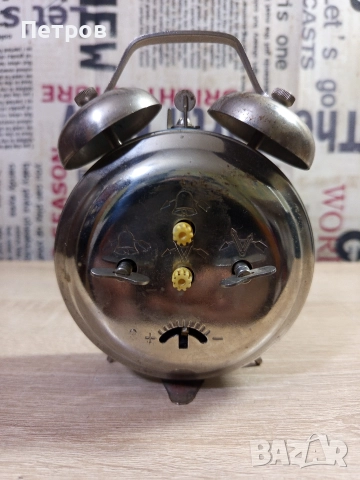 Стар Настолен Часовник "Янтар"(Jantar), снимка 4 - Антикварни и старинни предмети - 52897813