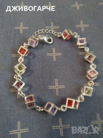 Нова, сребърна гривна. Поставена в кутия лукс