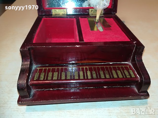 AL SWAN LAKE-музикална кутия-С БАЛЕРИНА-внос франция, снимка 5 - Колекции - 29491097