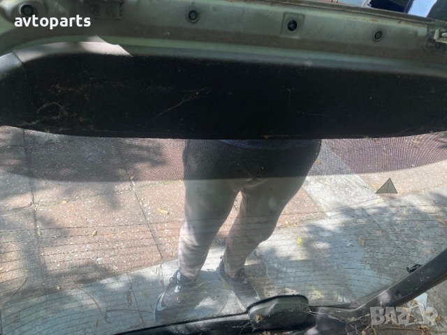 Mazda mx 3 Багажник, снимка 6 - Части - 42383472