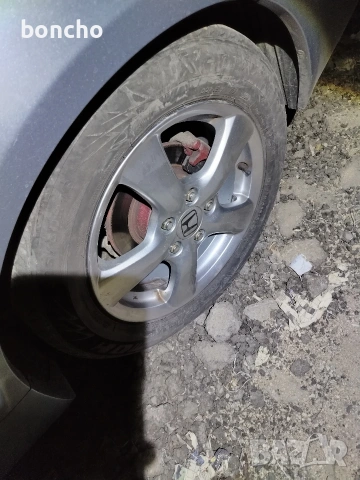 Оригинални джанти за хонда 16 цола 5х114.3 отвор 64.1 със летни гуми дот 24г, снимка 11 - Гуми и джанти - 53931150