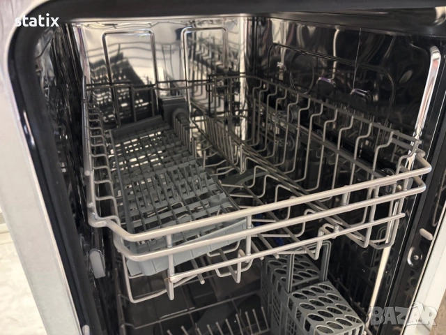 Съдомиялна за пълно вграждане 45 см, снимка 5 - Съдомиялни - 54017453