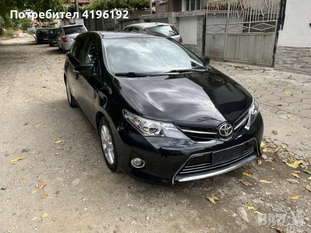 Тойота Аурис 1.4 Дизел, снимка 3 - Автомобили и джипове - 54528510