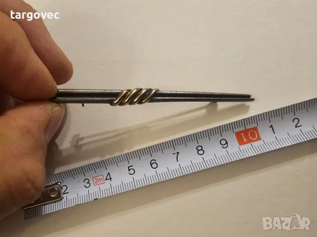 Масивна старинна игла за вратовръзка 