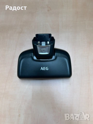 Резервна четка за прахосмукачка AEG / Electrolux. Тип: NVPN 18 ; Модел: PET-E
