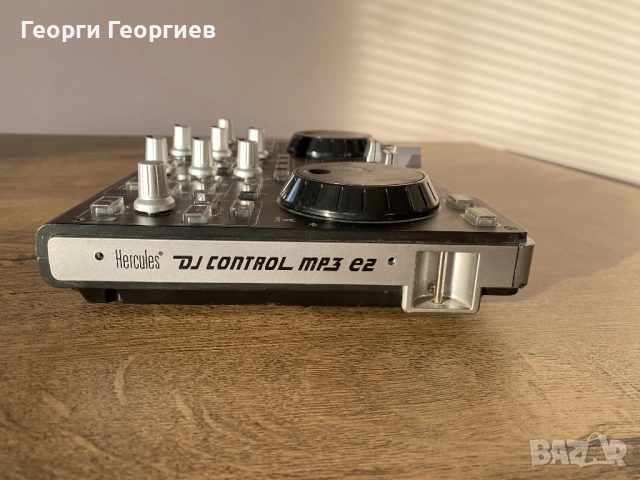 DJ console Hercules mp3 e2, снимка 5 - Ресийвъри, усилватели, смесителни пултове - 52367627