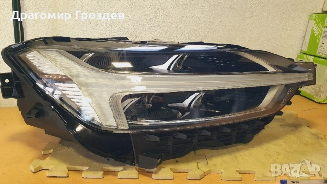 Оригинален десен фар за Volvo XC60 II / Волво ХЦ60 (2017-2023), снимка 7 - Части - 51961800