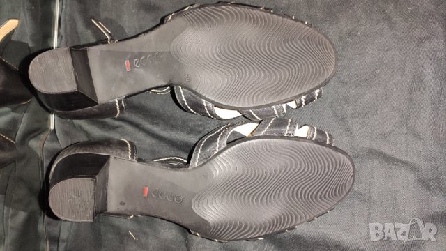 Дамски сандали ECCO, снимка 3 - Дамски обувки на ток - 37694472