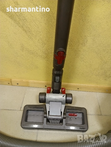 Dyson Cyclone прахосмукачка без торба - 165 лв, снимка 3 - Прахосмукачки - 51735801