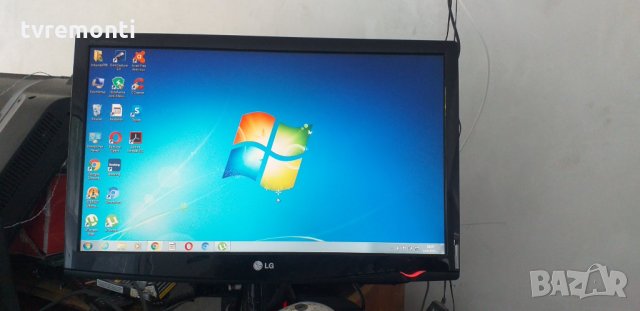 LCD monitor 24 LG, снимка 1 - Монитори - 30290315