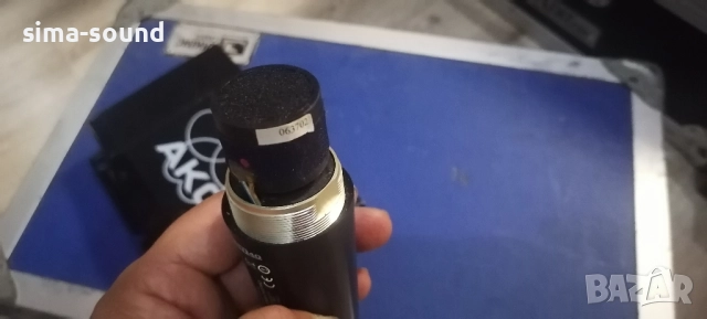 Безжичен микрофон AKG, снимка 2 - Микрофони - 52686074
