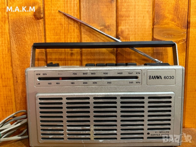 Радио Sanwa, снимка 8 - Радиокасетофони, транзистори - 53175312