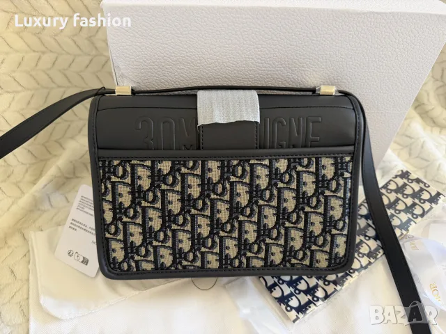 дамска чанта Dior, снимка 2 - Чанти - 56149360
