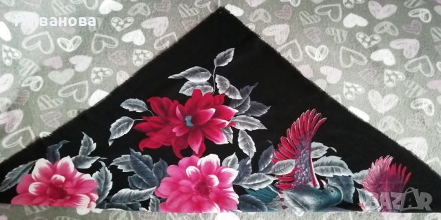 Красив дамски цветен шал, снимка 3 - Шалове - 39080935