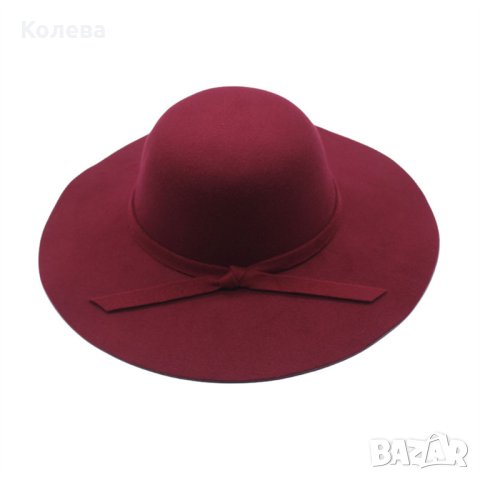Стилна дамска шапка в цвят бордо, снимка 3 - Шапки - 40656205