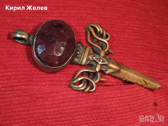 ГОЛЯМ БРОНЗОВ НЕО БАРОК ВИНТИДЖ АРТ ПЕНДАНТ МЕЧ с ПЕЧАТ 925 и ЮВЕЛИРНО ФАСЕТИРАН ЧЕРВЕН КАМЪК 34435, снимка 18 - Антикварни и старинни предмети - 39677167