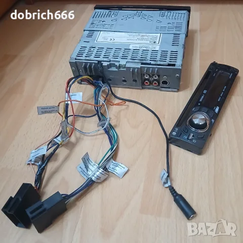 CD USB LG 4x53W радио за кола флашка диск аукс 30 евро, снимка 6 - Аксесоари и консумативи - 55898870