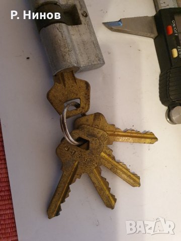 Патронник със секретни ключове 62 мм равностранен, снимка 3 - Входни врати - 35010811