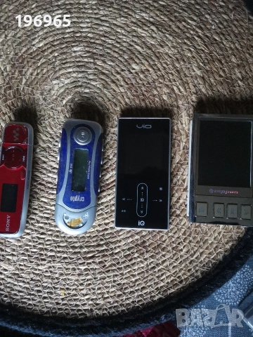 музикални плеъри, снимка 3 - MP3 и MP4 плеъри - 52974265