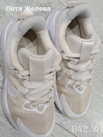 Детски маратонки NIKE -N 29,5, снимка 3 - Детски маратонки - 51555202