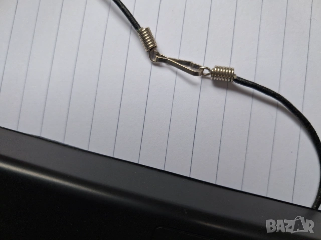 Колие с кожена каишка, снимка 4 - Колиета, медальони, синджири - 53143344