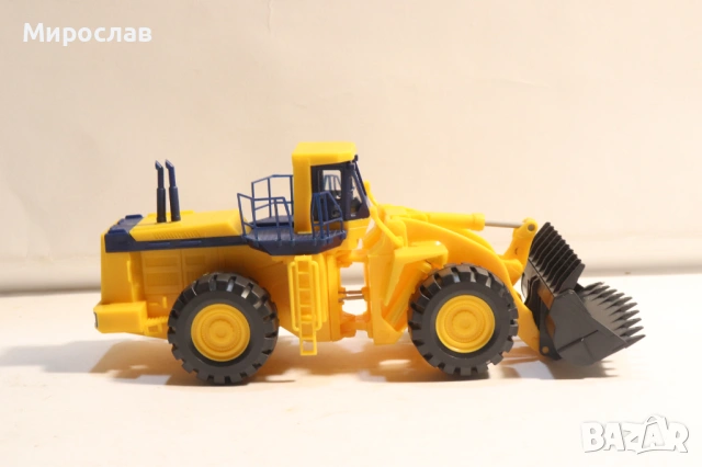 KIBRI H0 1/87 ФАДРОМА БУЛДОЗЕР ТОВАРАЧ КАМИОН МОДЕЛ, снимка 4 - Колекции - 54226139