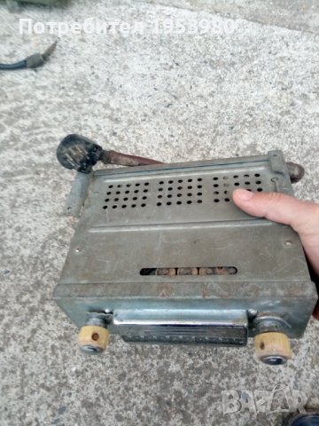 Старо радио за стара ГАЗ М20 Победа, снимка 4 - Антикварни и старинни предмети - 36705684