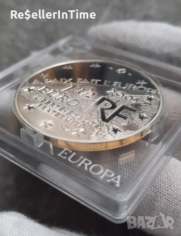 Възпоменателна сребърна монета 1½ евро Втора световна война, снимка 2 - Нумизматика и бонистика - 44715055