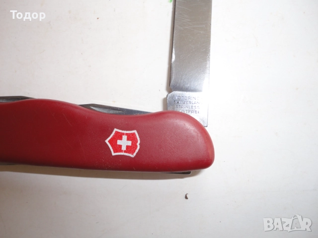 Голям швейцарски нож Victorinox , снимка 8 - Ножове - 52670360