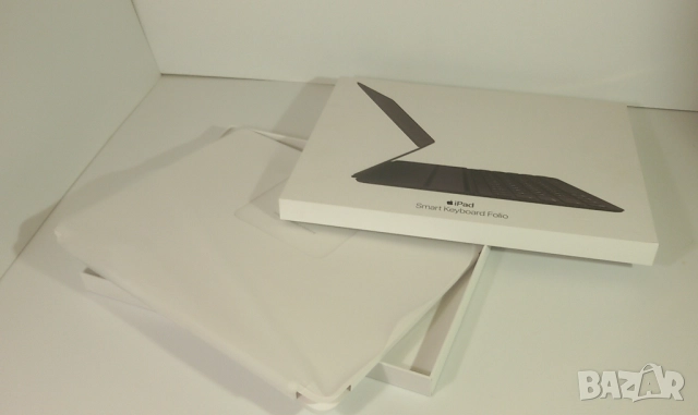 Лот кутии от техника - телефони, таблети, ретро касетофони, камери, снимка 2 - Антикварни и старинни предмети - 51597154