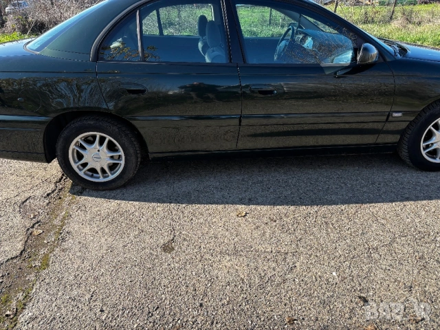 Опел омега, снимка 2 - Автомобили и джипове - 53229494