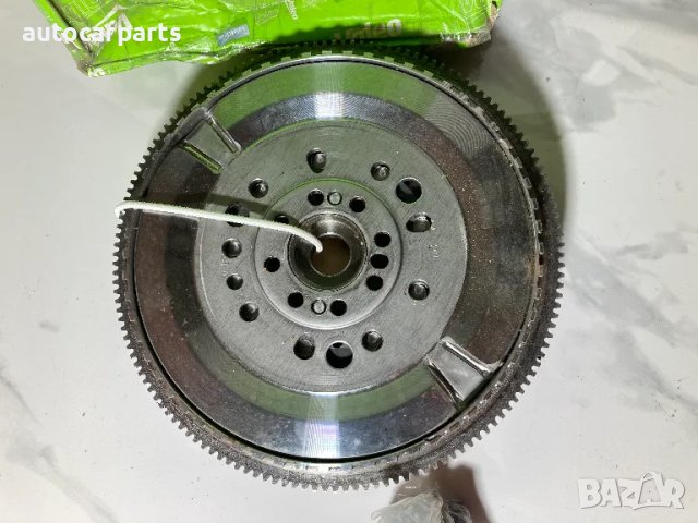 Демпферен маховик VALEO за SSANGYONG Rexton, Rodius, Kyron и Actyon, снимка 3 - Части - 48300694