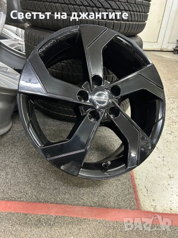 Джанти 17 цола Nissan Qashqai/Juke Original, снимка 2 - Гуми и джанти - 53002803